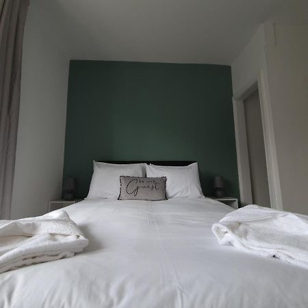 Ocean Pearl - 4 Bedroom House Суонзи Екстериор снимка
